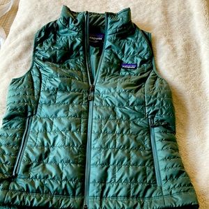 Patagonia vest.  Barely worn.